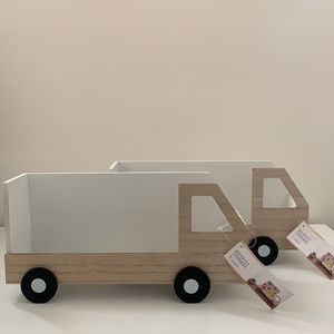 Christmas White Target Bullseye Truck / Bus Novelty Storage.